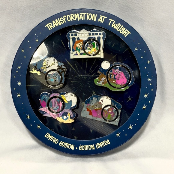 2022 Disney Parks Transformations At Twilight Halloween Alice Stitch LE Pin Set - Picture 2 of 2